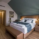 Kistuecsoek Food & Hotel Balatonszemes