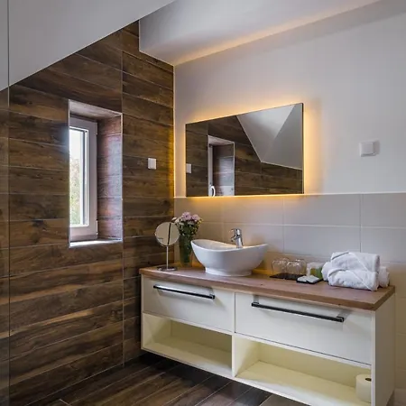 Kistücsök Food&room Hotel 4*