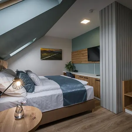 Kistücsök Food&room Balatonszárszó