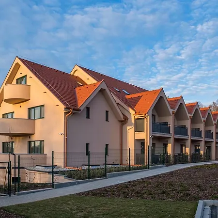 Hotel Kistuecsoek Food & Balatonszemes