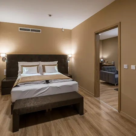 Hotel Kistuecsoek Food & 4*