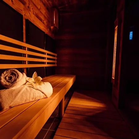 Kistücsök Food&room Hotel