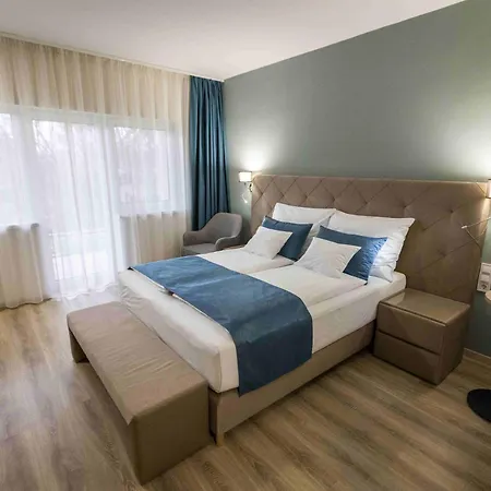 Kistuecsoek Food & Hotel