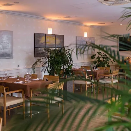 Kistuecsoek Food & Hotel Balatonszemes