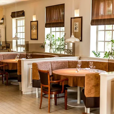 Kistuecsoek Food & 4* Balatonszemes