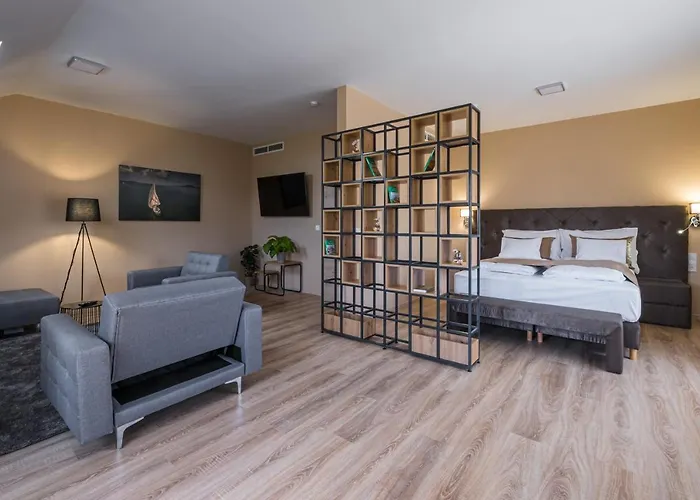 Kistücsök Food&room 4* Balatonszárszó