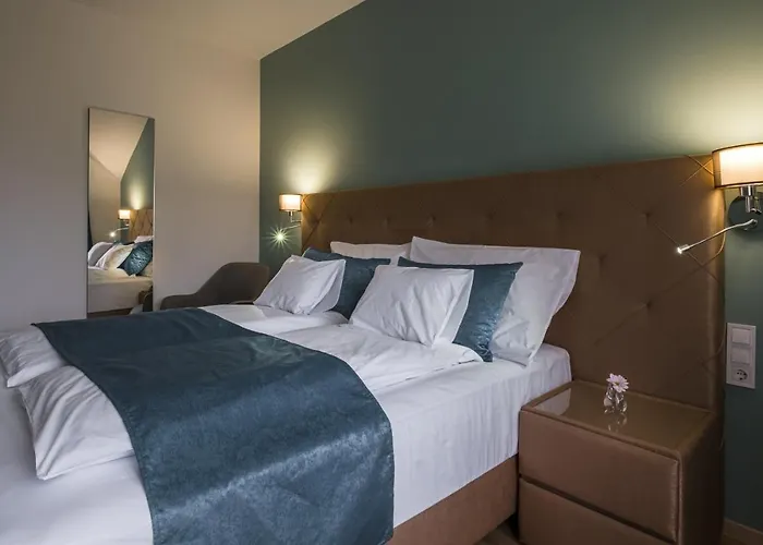 Kistücsök étterem- Food&room Szálloda 4*