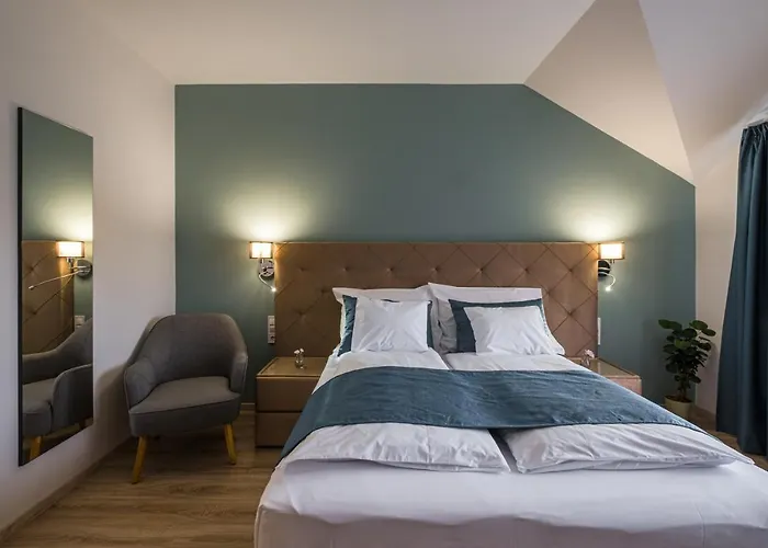 Szálloda Kistücsök étterem- Food&room