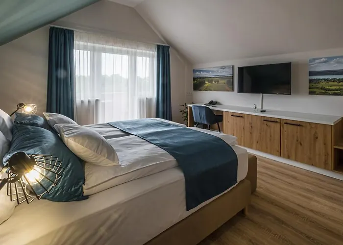 Kistücsök étterem- Food&room Szálloda Balatonszemes