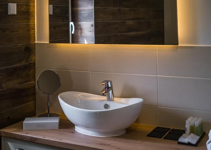 ホテル Kistuecsoek Food & Balatonszárszó