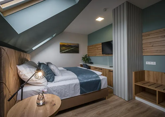 Kistücsök étterem- Food&room Balatonszemes