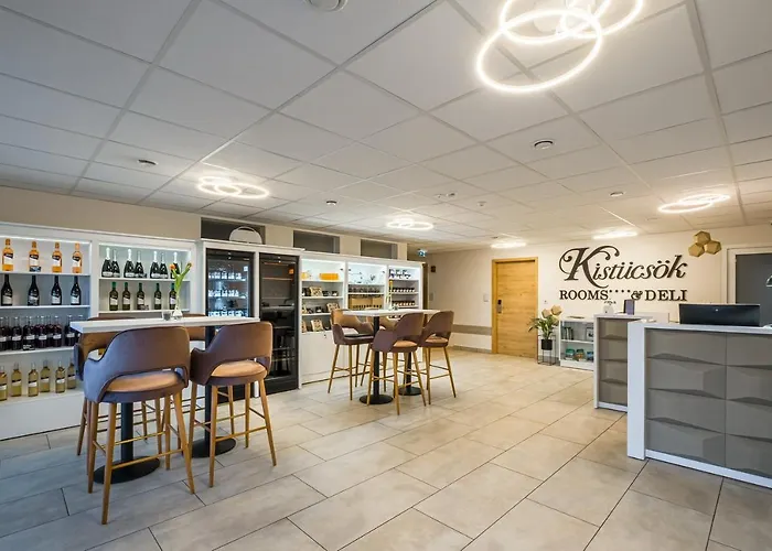 Szálloda Kistücsök étterem- Food&room 4*